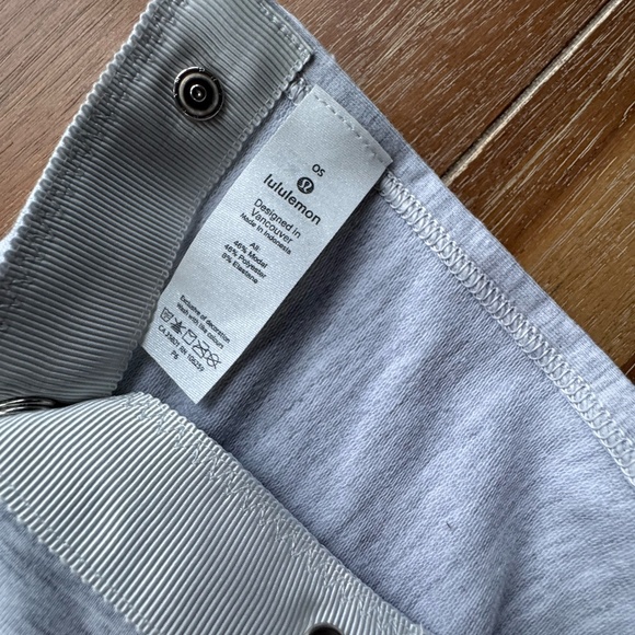 Lululemon Vinyasa Scarf Heather Grey Modal - NWOT - Picture 4 of 4